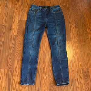 Judy Blue Dark Wash Skinny Jeans